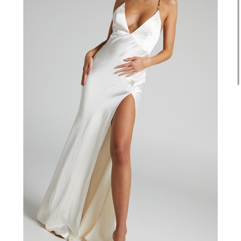 Showpo White Formal/Prom Dress!!